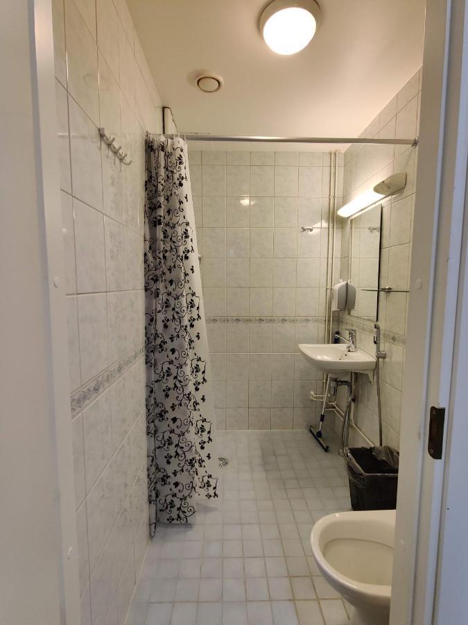 Alexi Apartments - Newly Renovated Apt In The Heart Of The City Near To Railway Station And Nokia Arena Tampere Luaran gambar