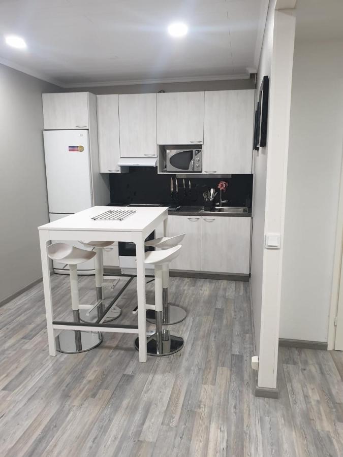 Alexi Apartments - Newly Renovated Apt In The Heart Of The City Near To Railway Station And Nokia Arena Tampere Luaran gambar