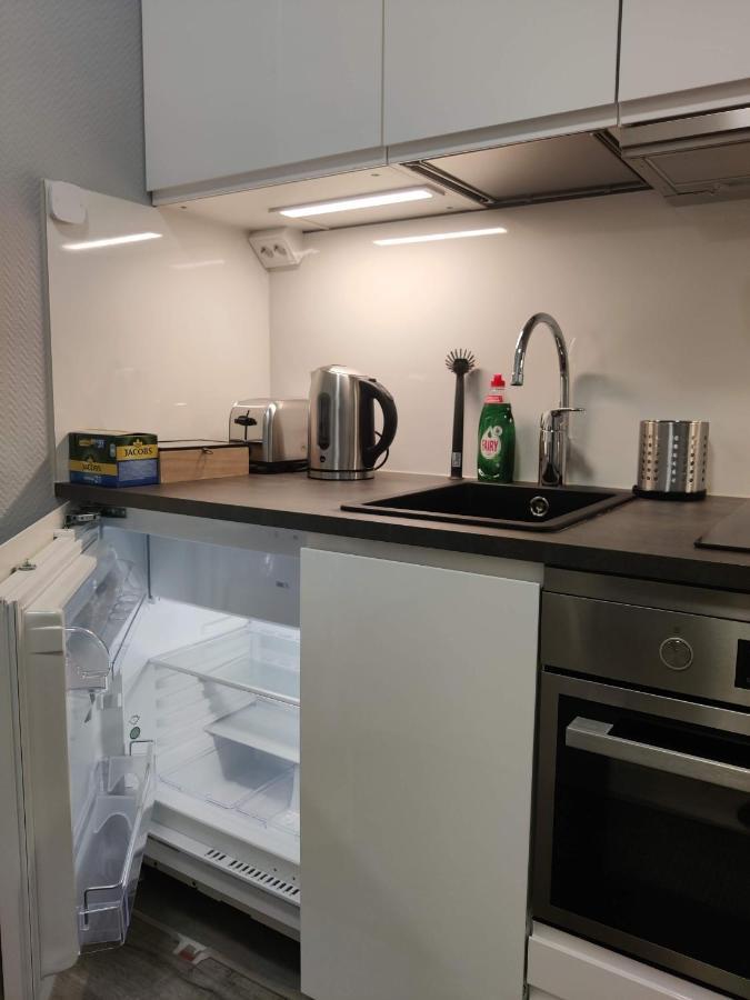 Alexi Apartments - Newly Renovated Apt In The Heart Of The City Near To Railway Station And Nokia Arena Tampere Luaran gambar