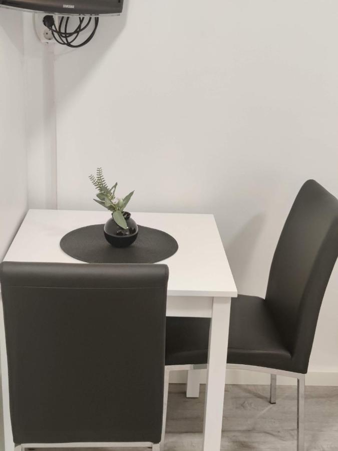 Alexi Apartments - Newly Renovated Apt In The Heart Of The City Near To Railway Station And Nokia Arena Tampere Luaran gambar